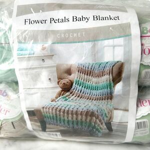 Herrschners Flower Petals Baby Blanket Crochet Kit - Yarn + Pattern 45 x 53